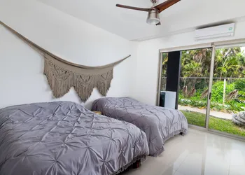 Angelina 28 Beachfront and Family Apartments - Modern and Relaxing Long Stays (20 min from Cancun Airport) hotel thumbnail 8
