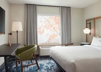 Fairfield By Marriott Inn & Suites Dixon hotel thumbnail 8