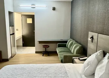 The Wexford Hotel hotel thumbnail 4