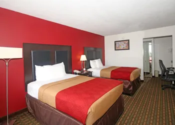 Knights Inn Pilot Mountain hotel thumbnail 7