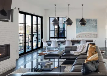 121 Hotel Buyout by Avantstay Buyout of 121 Hotel w/ Living Areas & Meeting Room! Sleeps 58 hotel thumbnail 6