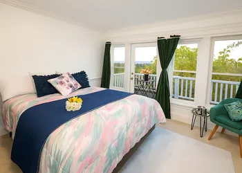 Large Capitol Hill Home Family Retreat hotel thumbnail 6