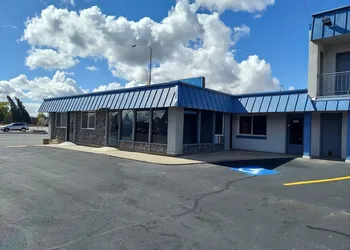 Vernal Inn hotel thumbnail 4