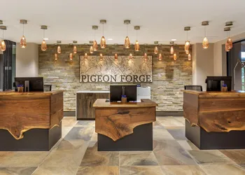 Hilton Vacation Club Mill Springs Lodge Pigeon Forge hotel thumbnail 3