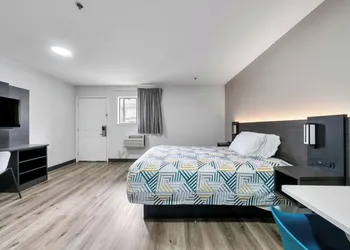 Southern Suites Cartersville hotel thumbnail 2