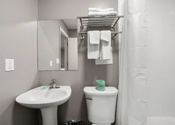 Southern Suites Cartersville hotel thumbnail 6
