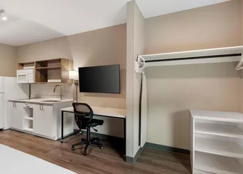 Extended Stay America Premier Suites - Jacksonville - Airport hotel thumbnail 5