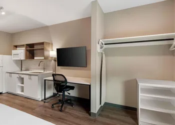 Extended Stay America Premier Suites - Jacksonville - Airport hotel thumbnail 5