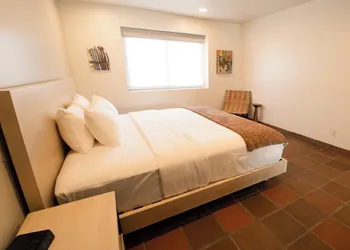 High Frontier hotel thumbnail 2