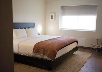 High Frontier hotel thumbnail 3