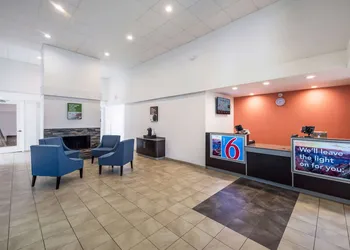 Studio 6 Irving, TX - Irving DFW Airport East hotel thumbnail 3