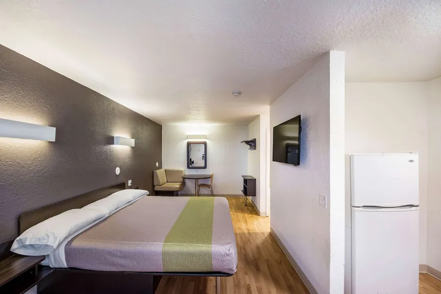 Studio 6 Irving, TX - Irving DFW Airport East hotel detail image 6