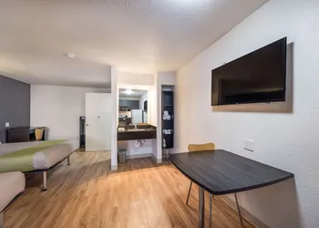 Studio 6 Irving, TX - Irving DFW Airport East hotel thumbnail 8