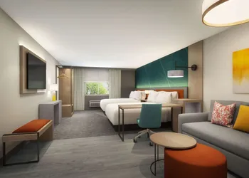 Comfort Inn & Suites hotel thumbnail 6