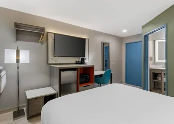 Quality Inn Ruidoso hotel thumbnail 7