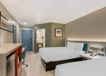 Quality Inn Ruidoso hotel thumbnail 8