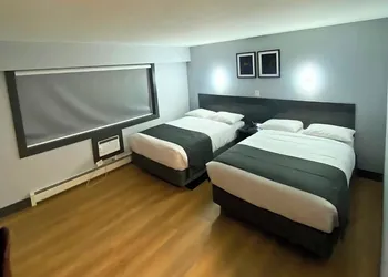Nights Inn hotel thumbnail 6