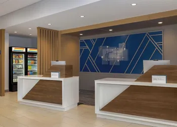 Holiday Inn Express And Suites Huntsville Northeast by IHG hotel thumbnail 2