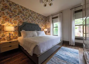 Hotel Pontotoc hotel thumbnail 2