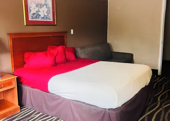 Stay-Well Inn hotel thumbnail 5