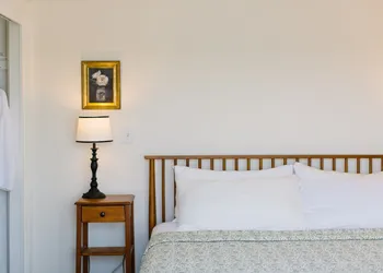 Admirals Quarters Inn hotel thumbnail 7