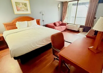 Vip inn and suites hotel thumbnail 3