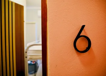 Room 6: Affordable Cool in Santurce Arts Area hotel thumbnail 4