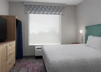 Home2 Suites By Hilton Hickory hotel thumbnail 3