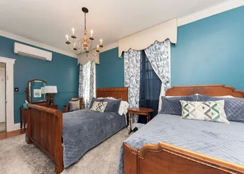 The Benchmark Inn hotel thumbnail 7