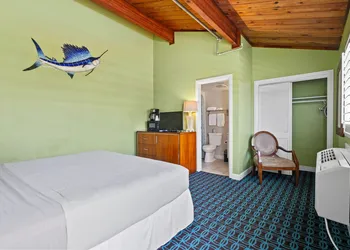 Oceanfront Inn II hotel thumbnail 3