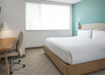 Element Opelika hotel thumbnail 8