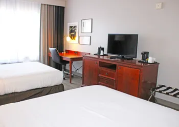 Independence Stay Hotel & Suites hotel thumbnail 6