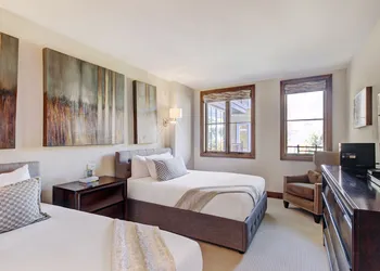 Legendary Lodging at the Ritz Carlton Residences Vail hotel thumbnail 8