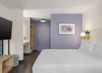 Garner Hotel Boise Airport by IHG hotel thumbnail 7