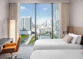 EAST Miami Residences hotel thumbnail 6