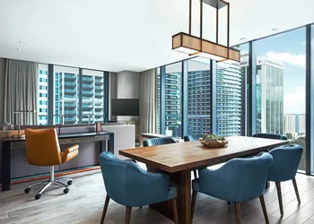 EAST Miami Residences hotel thumbnail 8