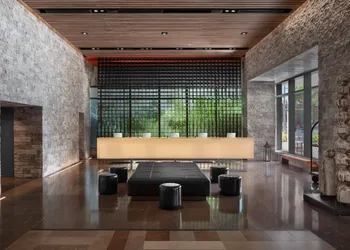 EAST Miami Residences hotel thumbnail 2