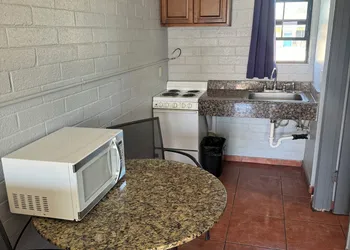 Rawls Motel Near Phoenix Airport hotel thumbnail 7