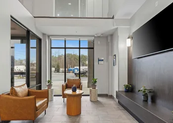 Studio 6 Richmond Airport hotel thumbnail 5