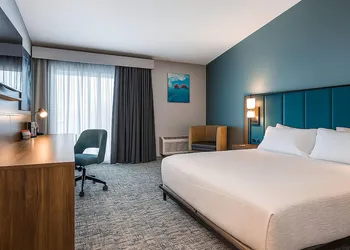 Wingate by Wyndham Geneva at SPIRE Academy hotel thumbnail 3