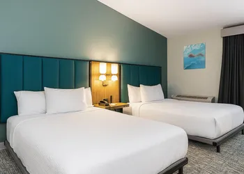 Wingate by Wyndham Geneva at SPIRE Academy hotel thumbnail 5