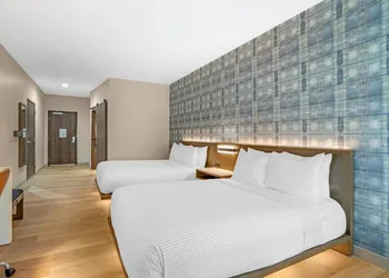 Cambria Hotel Fort Worth - Medical Center hotel thumbnail 8