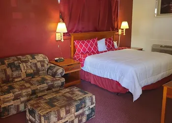 Coratel Inn & Suites by Jasper Hutchinson hotel thumbnail 3
