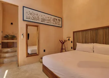 Pan Beach hotel thumbnail 4