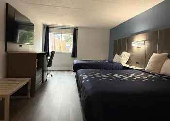 Coratel Inn and Suites By Jasper La Crosse hotel thumbnail 7