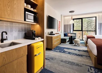 Limelight Mammoth hotel thumbnail 7