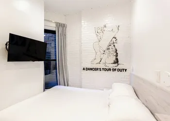 JGSTAY - Times Square hotel thumbnail 5