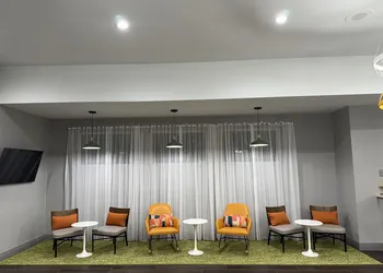 Spark by Hilton Hamburg hotel thumbnail 2