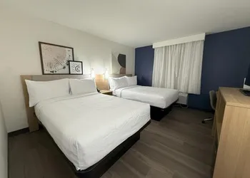 Spark by Hilton Hamburg hotel thumbnail 7