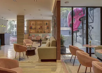 Ubicuo Mexico City hotel thumbnail 4